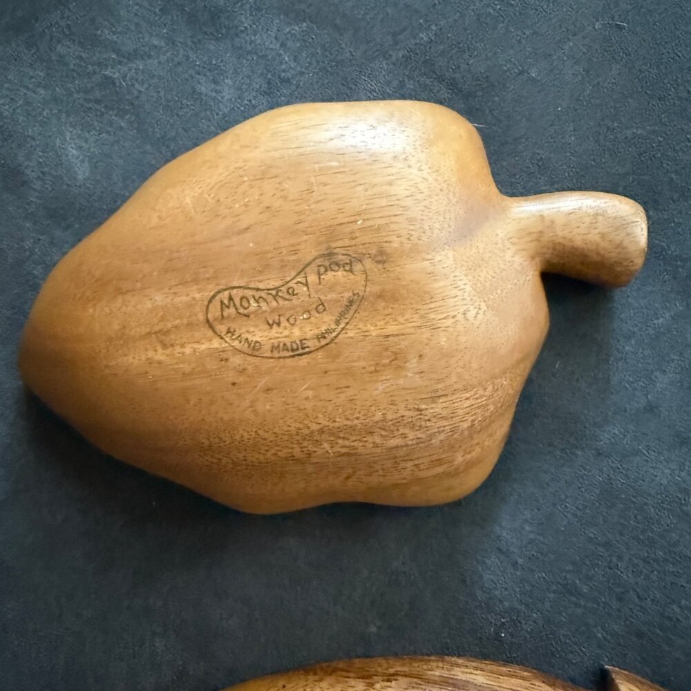 Monkey Pod Wood Leaf-Shaped Serving Tray Set Of 3 - Picture 6 of 8